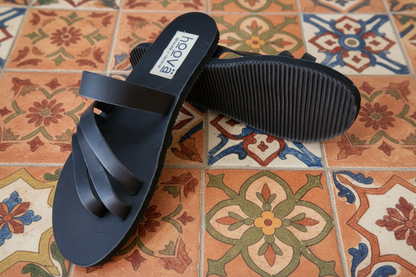 Hoova Ace Black Sandal
